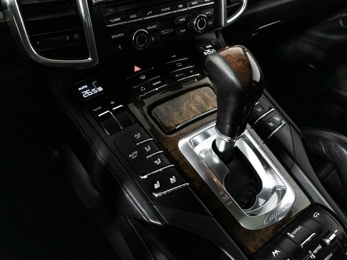 Купить Porsche Cayenne Turbo, 2010, 151 986 км, фото №14