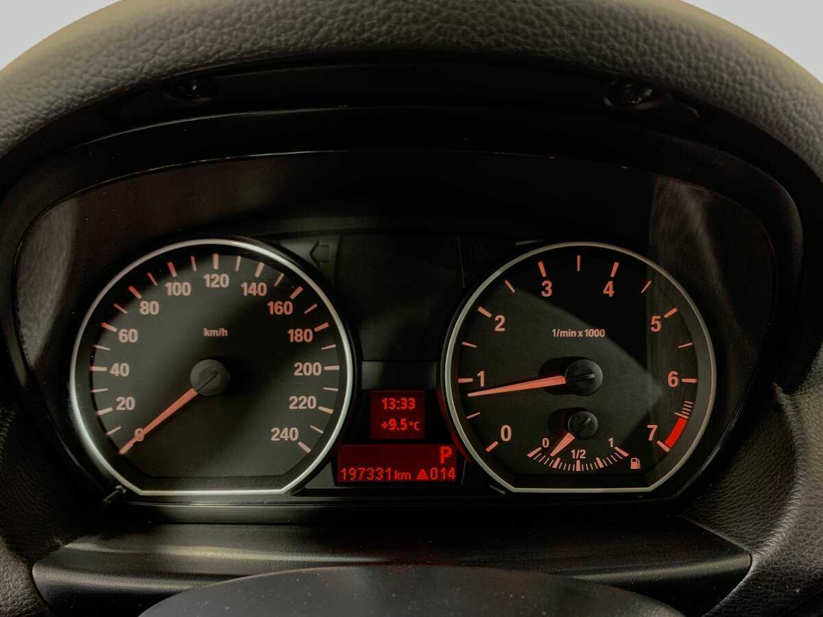 Купить BMW 1 серии 116i, 2011, 197 000 км, фото №15