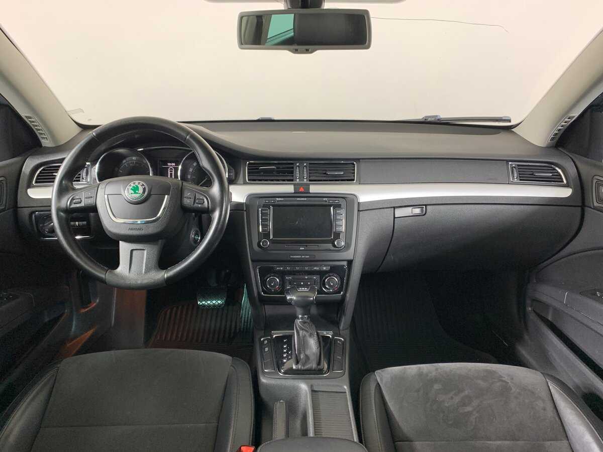 Купить Skoda Superb, 2011, 293 603 км, фото №13