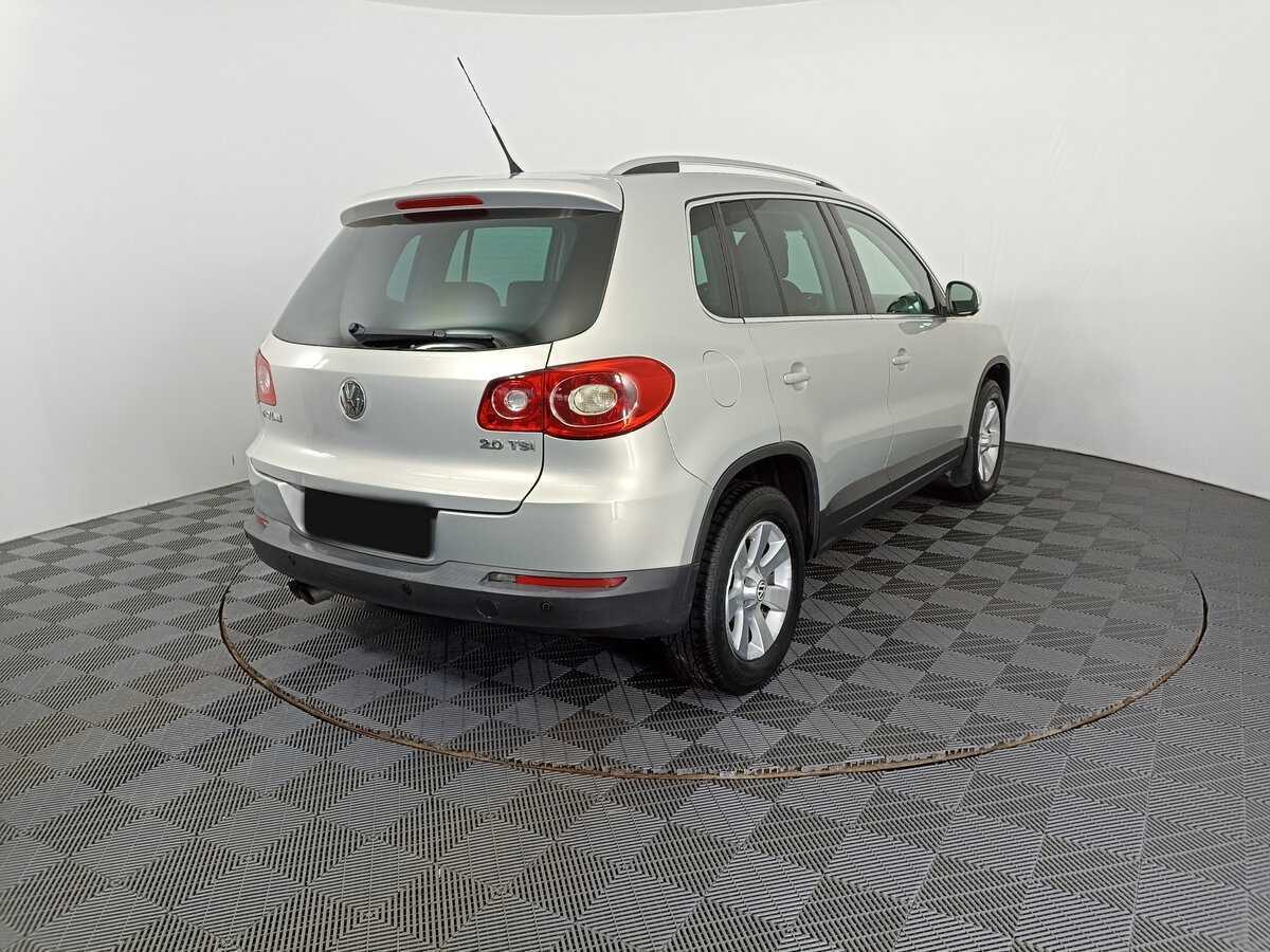 Купить Volkswagen Tiguan, 2010, 128 135 км, фото №4