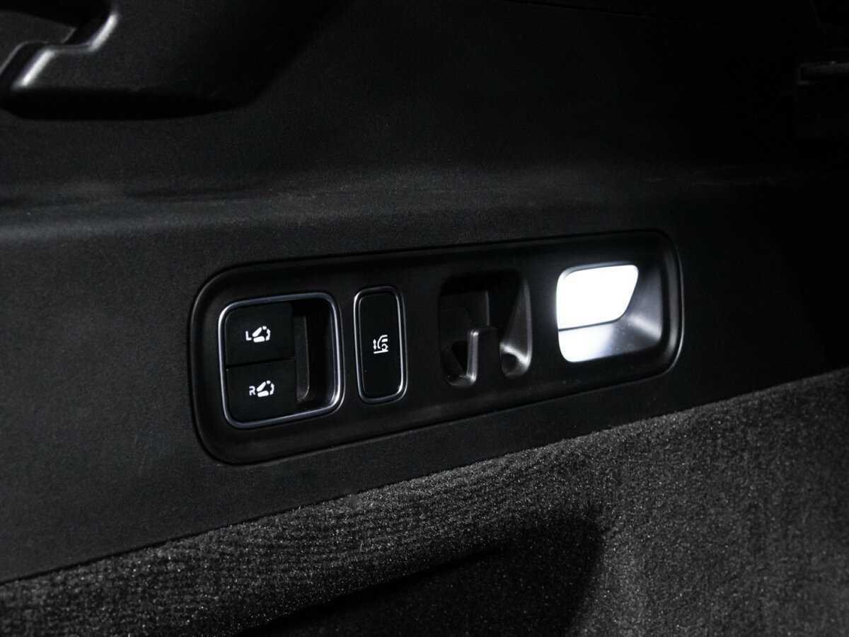 Купить LiXiang L7, 2023, 27 904 км, фото №39