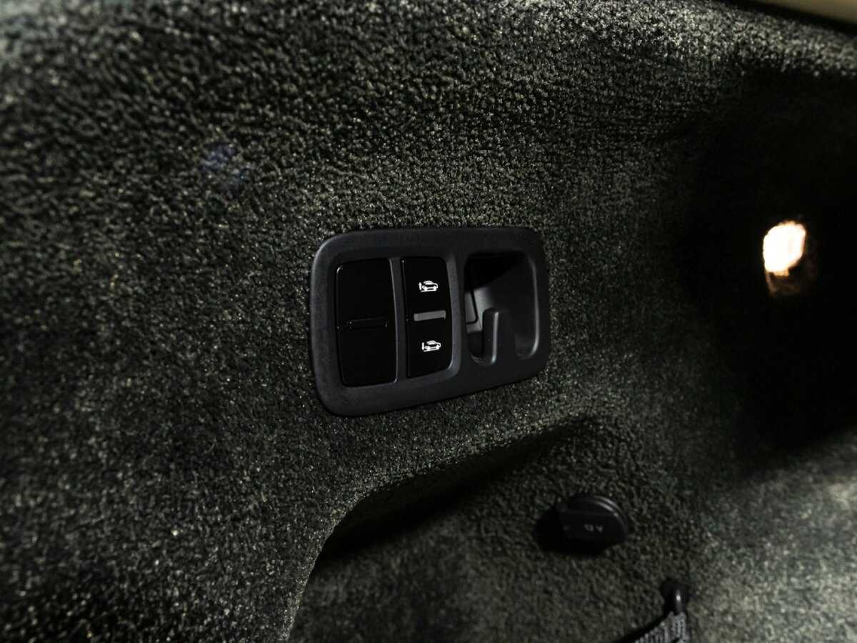 Купить Bentley Bentayga, 2016, 85 114 км, фото №17