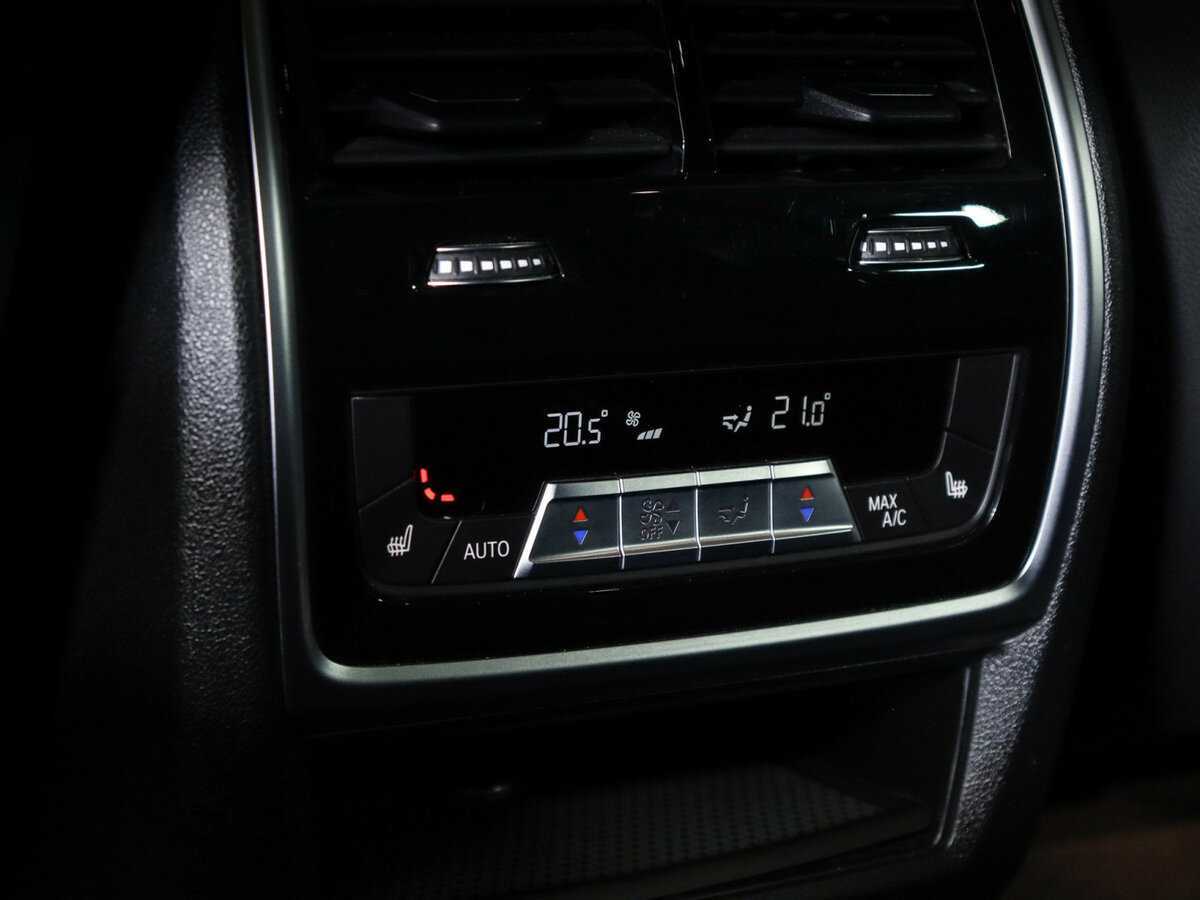 Купить BMW X7 30d, 2021, 79 557 км, фото №26