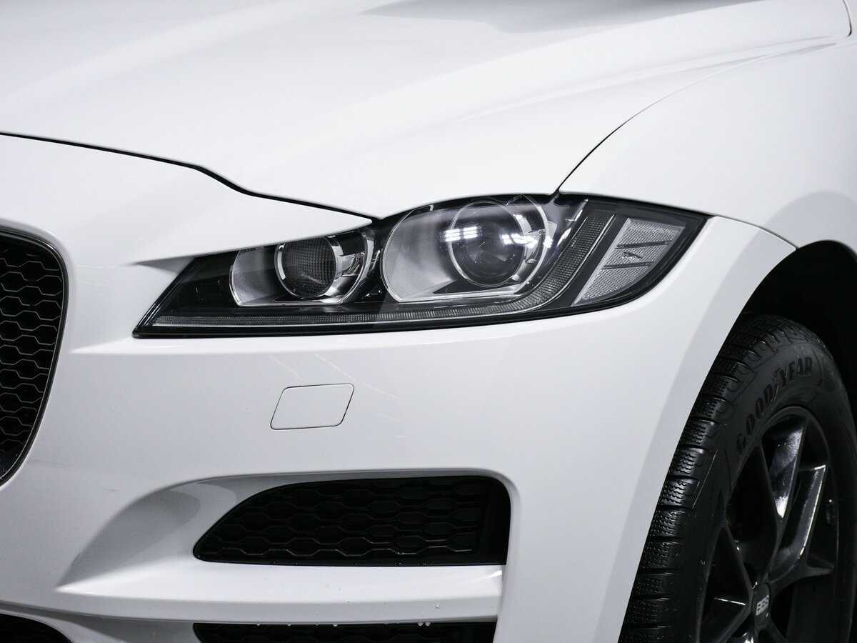 Купить Jaguar F-Pace, 2017, 100 248 км, фото №12