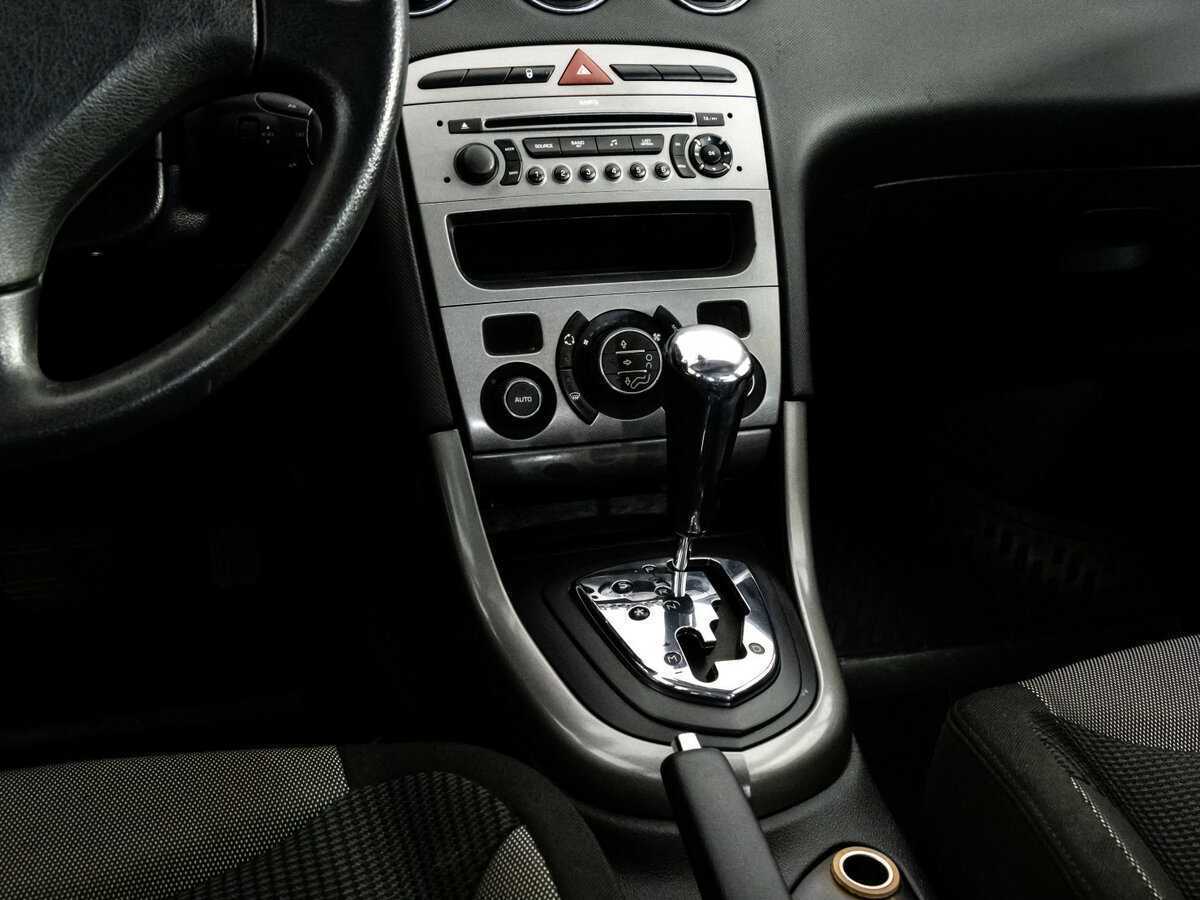 Купить Peugeot 308, 2008, 216 982 км, фото №10