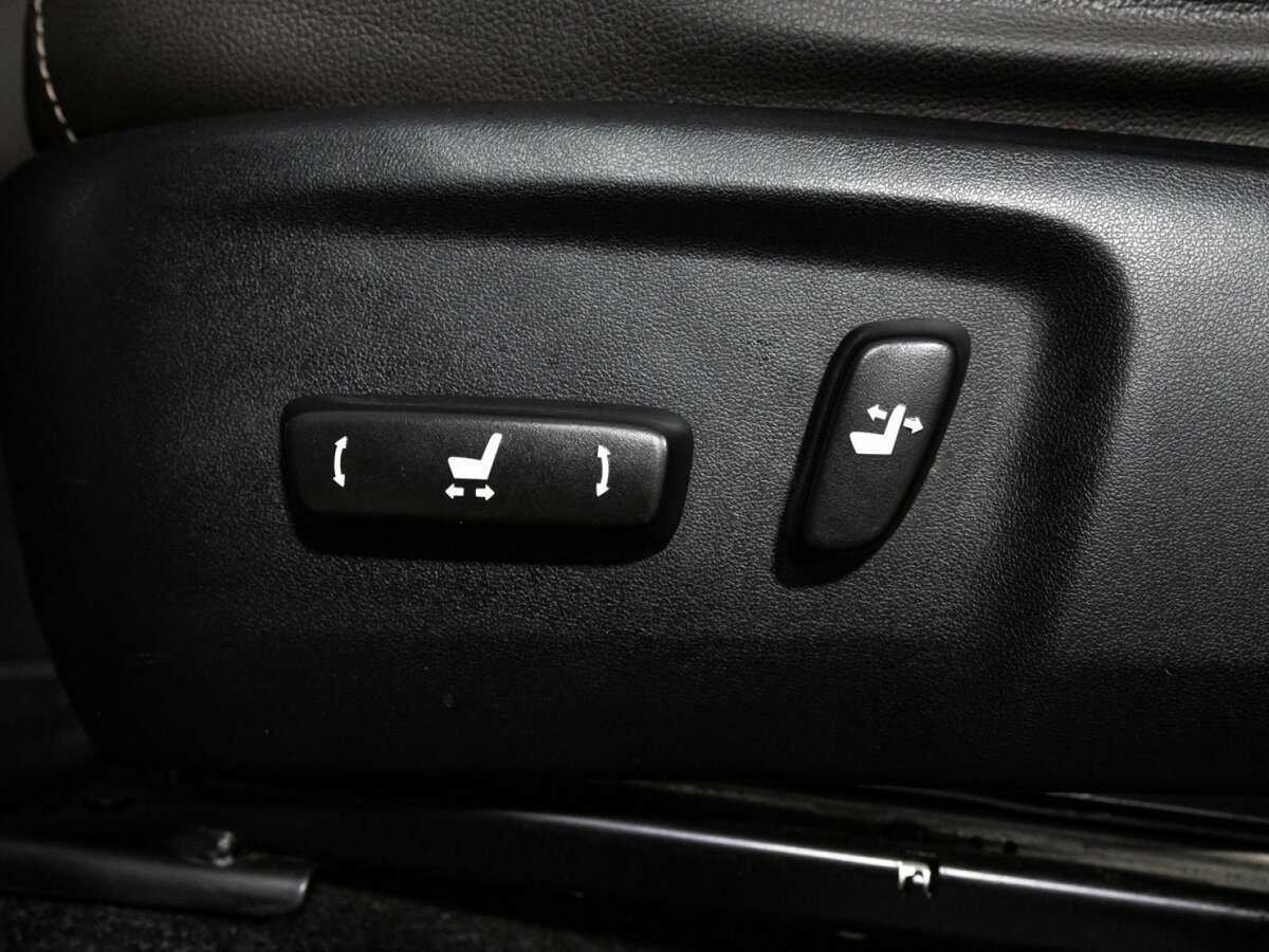 Купить Toyota Fortuner, 2017, 75 000 км, фото №17