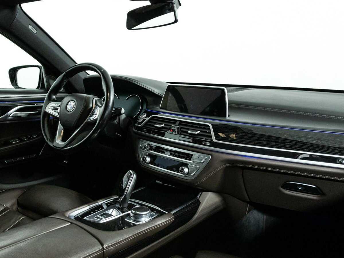 Купить BMW 7 серии 730d xDrive, 2016, 145 983 км, фото №9