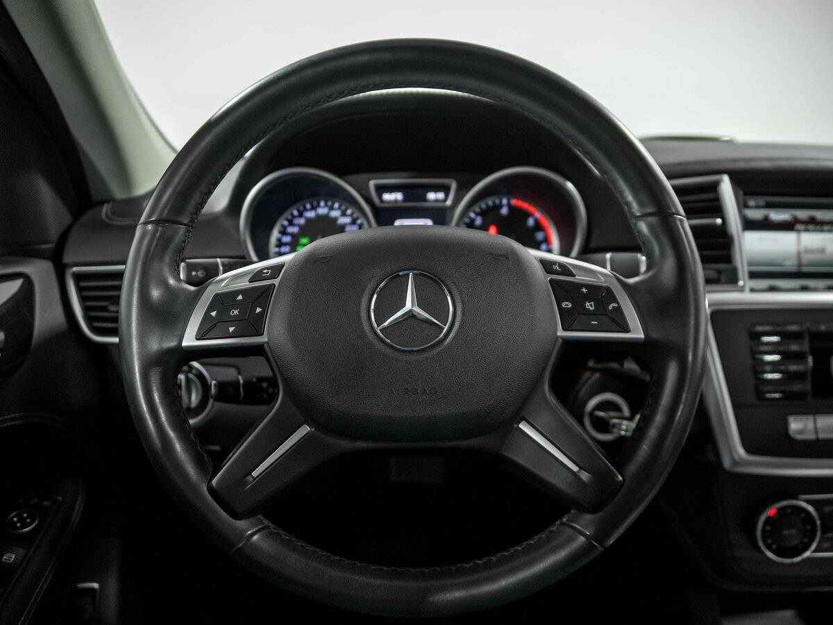 Купить Mercedes-Benz GL-Класс 350 CDI BlueTEC, 2015, 106 517 км, фото №9