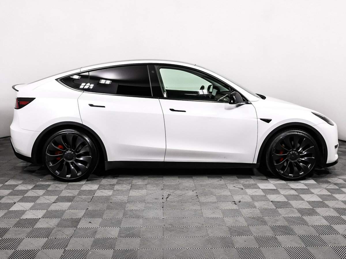 Купить Tesla Model Y Performance, 2023, 31 592 км, фото №4