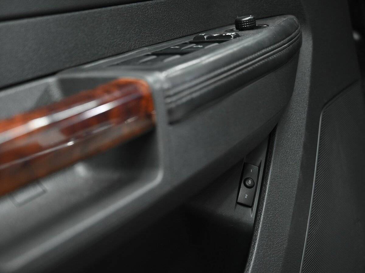 Купить Chrysler 300C, 2004, 176 000 км, фото №8