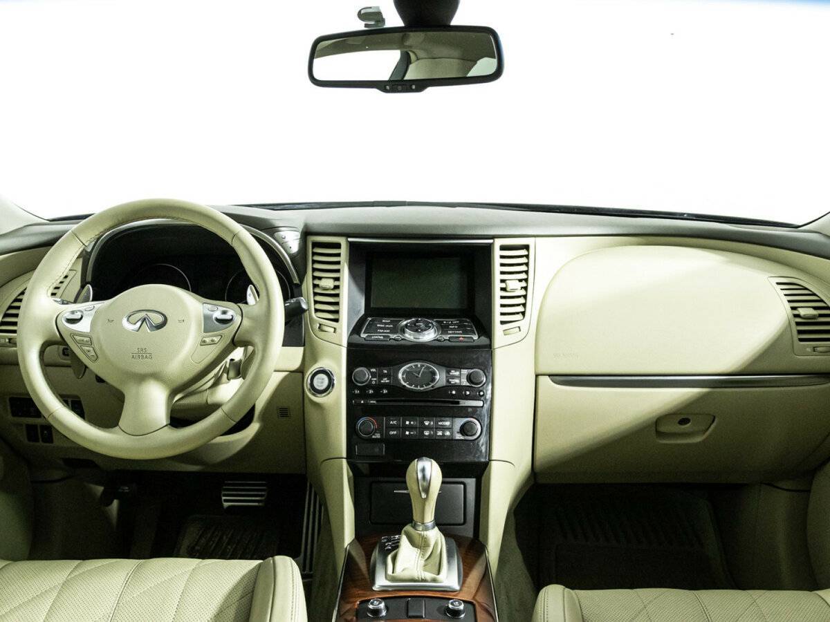 Купить Infiniti FX30d, 2012, 112 179 км, фото №13