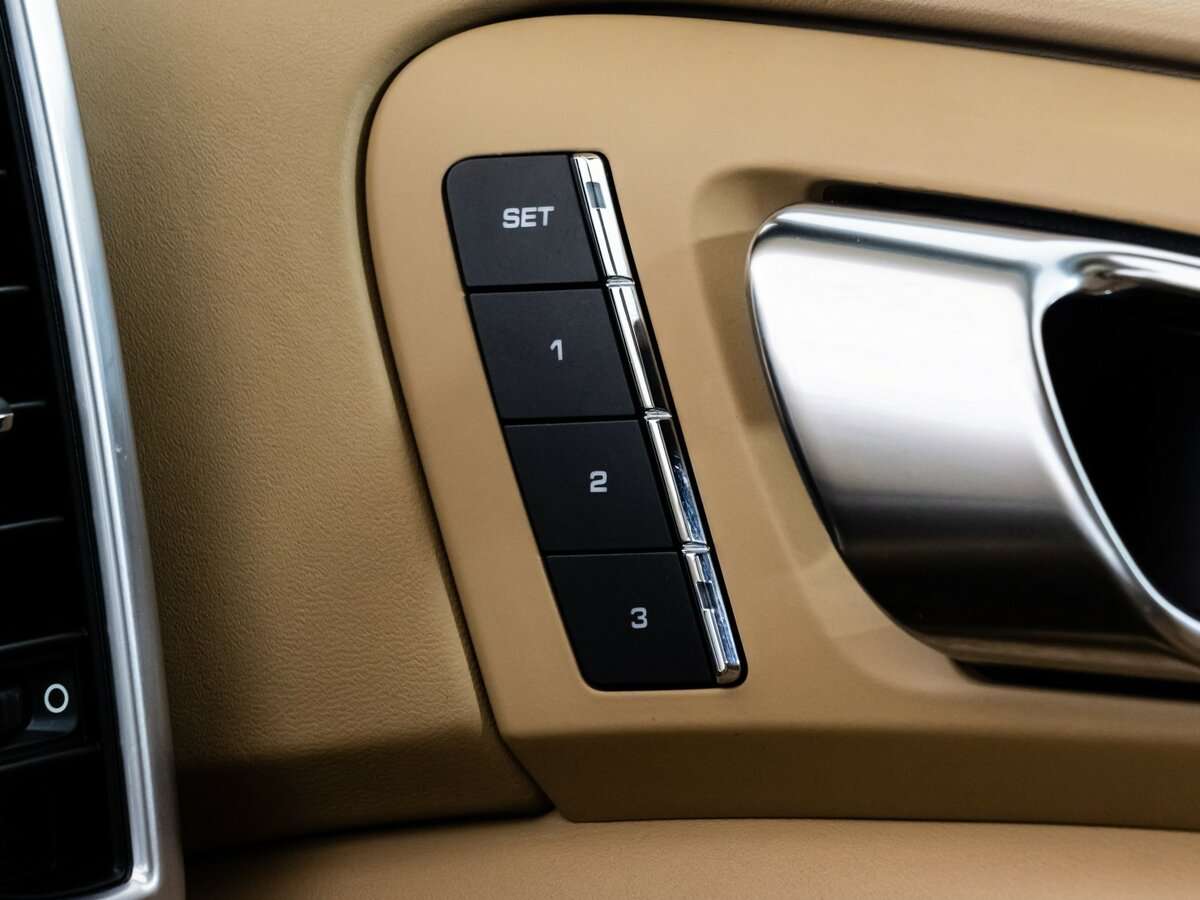 Купить Porsche Cayenne Diesel, 2016, 307 742 км, фото №18