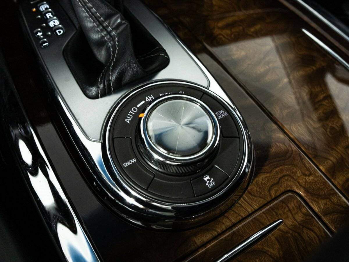 Купить Infiniti QX80, 2017, 129 877 км, фото №25