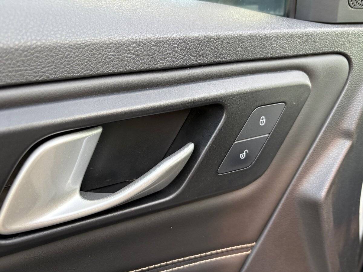 Купить FAW Besturn X40, 2019, 46 888 км, фото №16