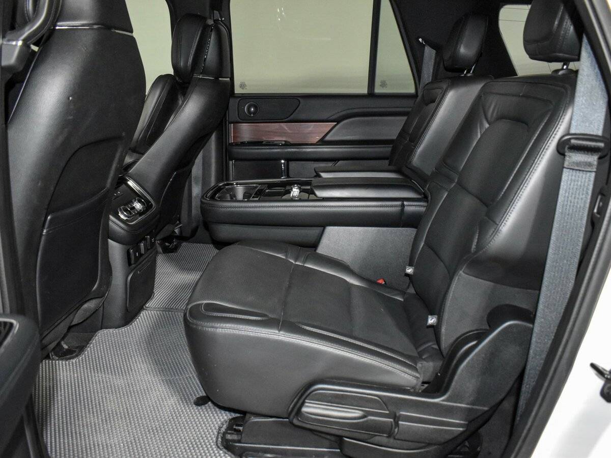 Купить Lincoln Navigator L, 2018, 34 389 км, фото №11