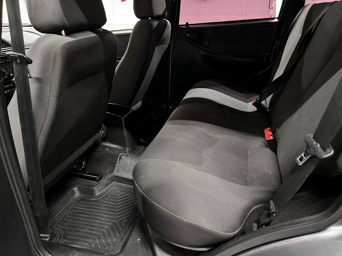 Купить Chevrolet Niva, 2013, 168 387 км, фото №12