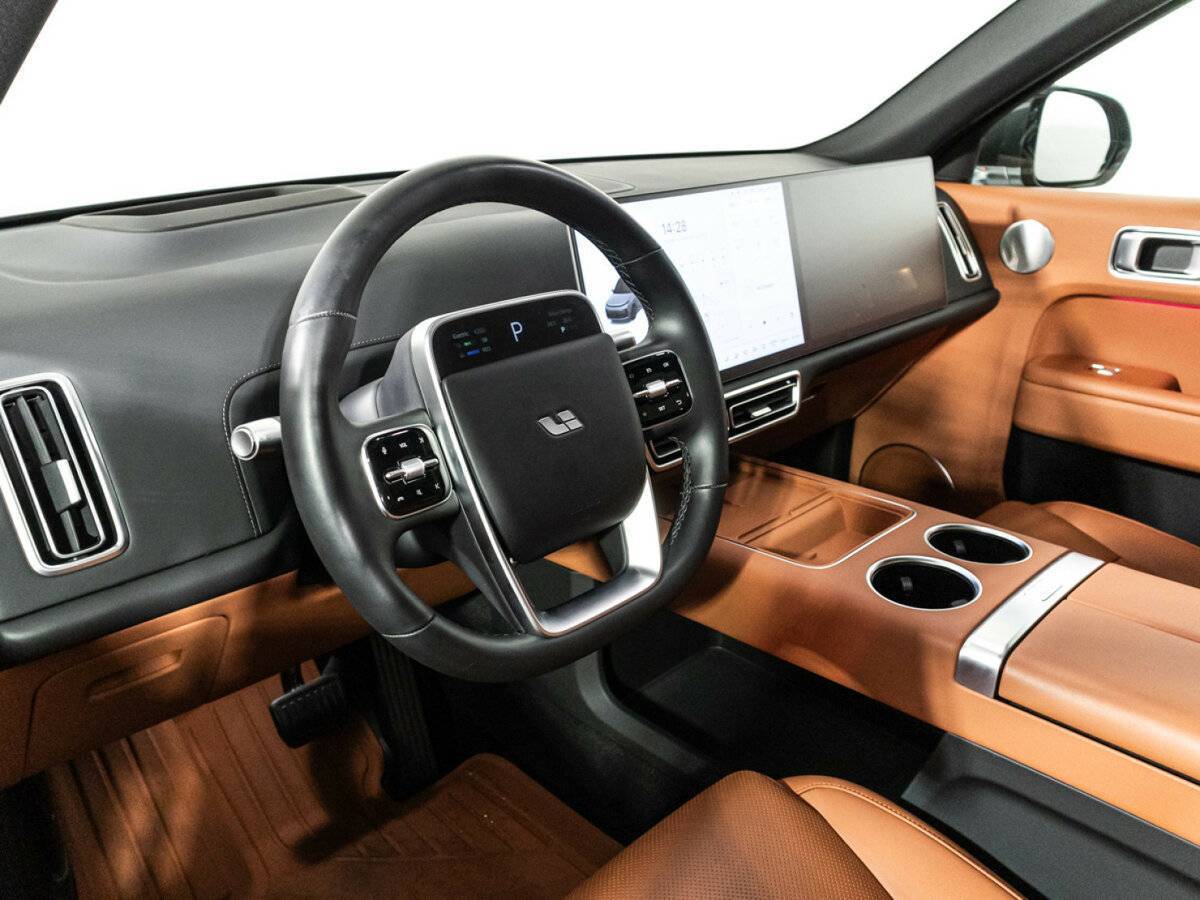 Купить Lixiang L9 44.5 kWh, 2023, 11 900 км, фото №10