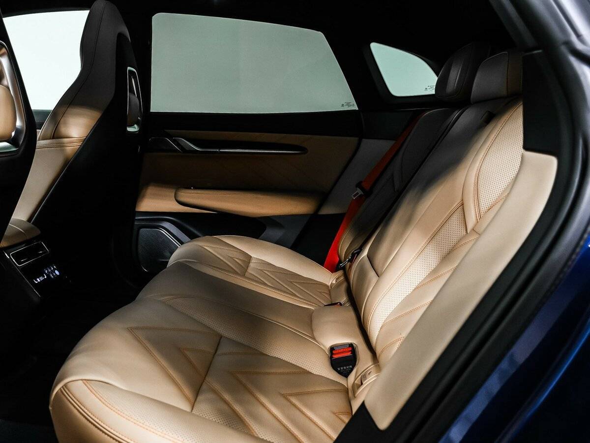 Купить Zeekr 001 100 kWh, 2023, 7 300 км, фото №13