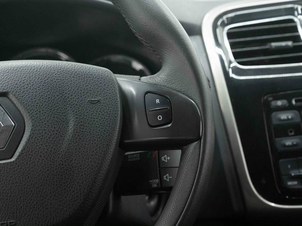 Купить Renault Sandero, 2016, 210 994 км, фото №16