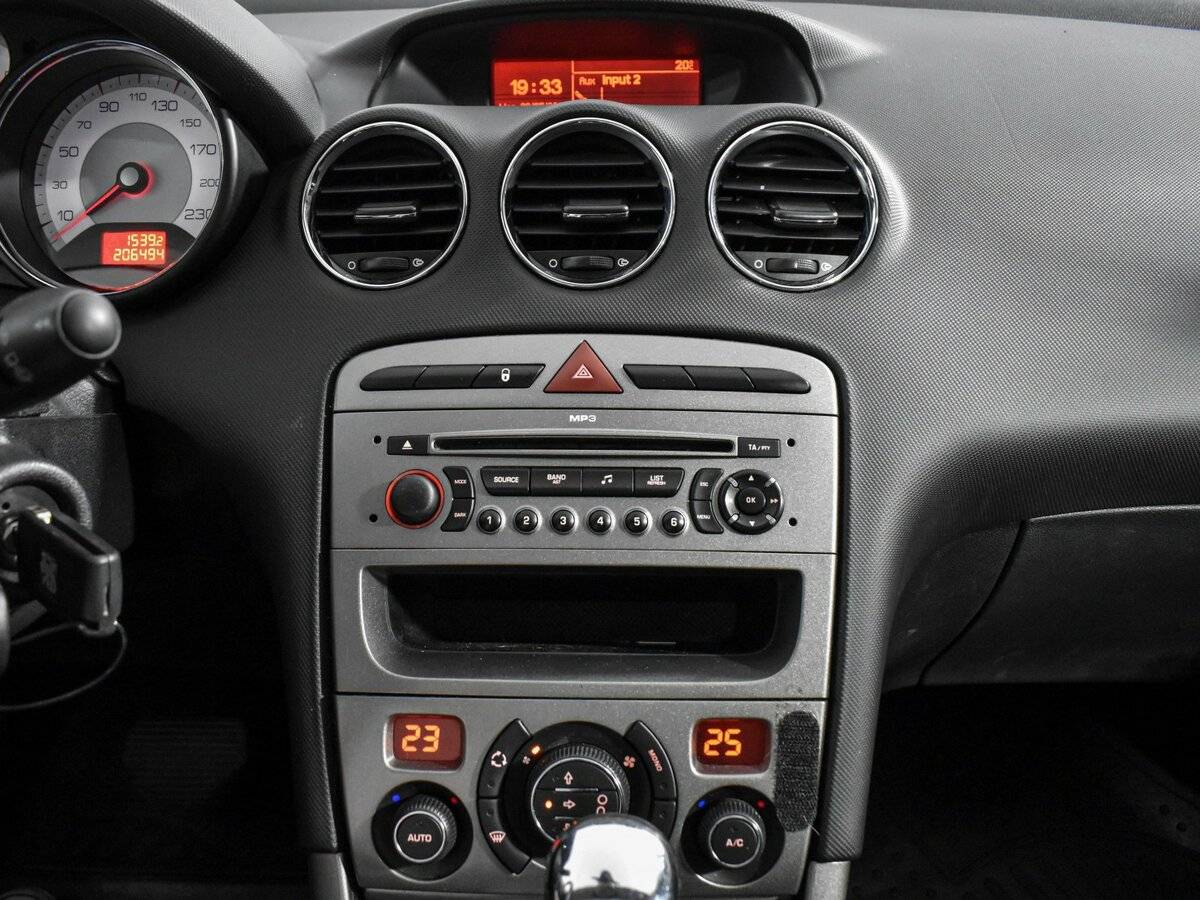 Купить Peugeot 308, 2009, 206 410 км, фото №13