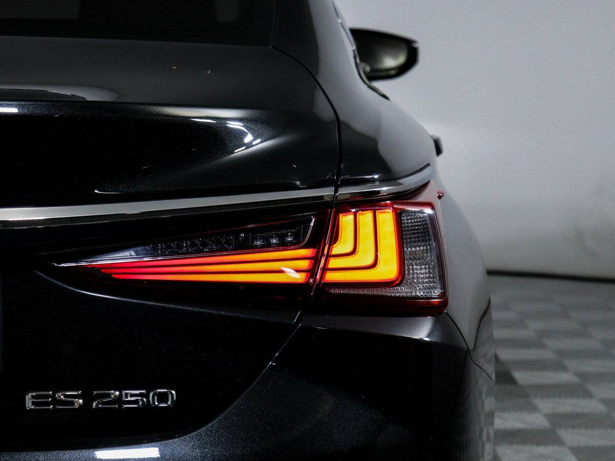 Купить Lexus ES 250, 2018, 88 314 км, фото №17