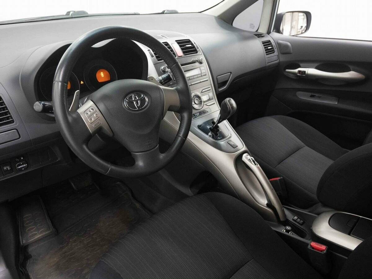 Купить Toyota Auris, 2008, 133 272 км, фото №8