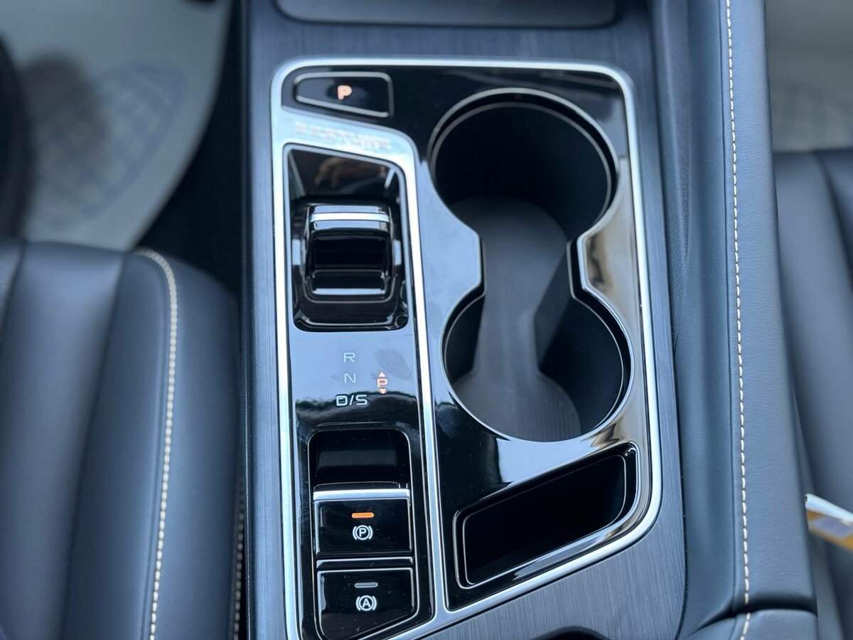 Купить FAW Bestune B70, 2024, 5 км, фото №24