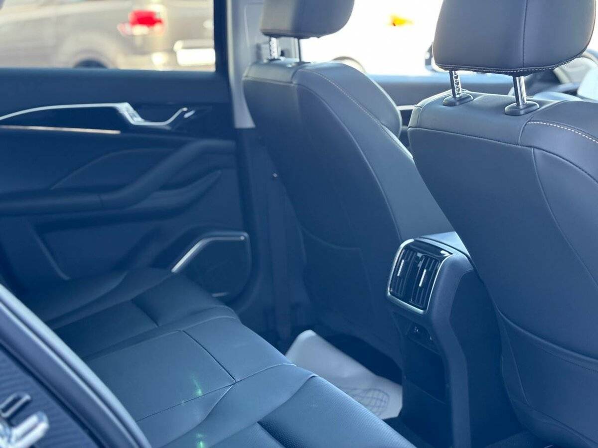 Купить FAW Bestune B70, 2024, 5 км, фото №32