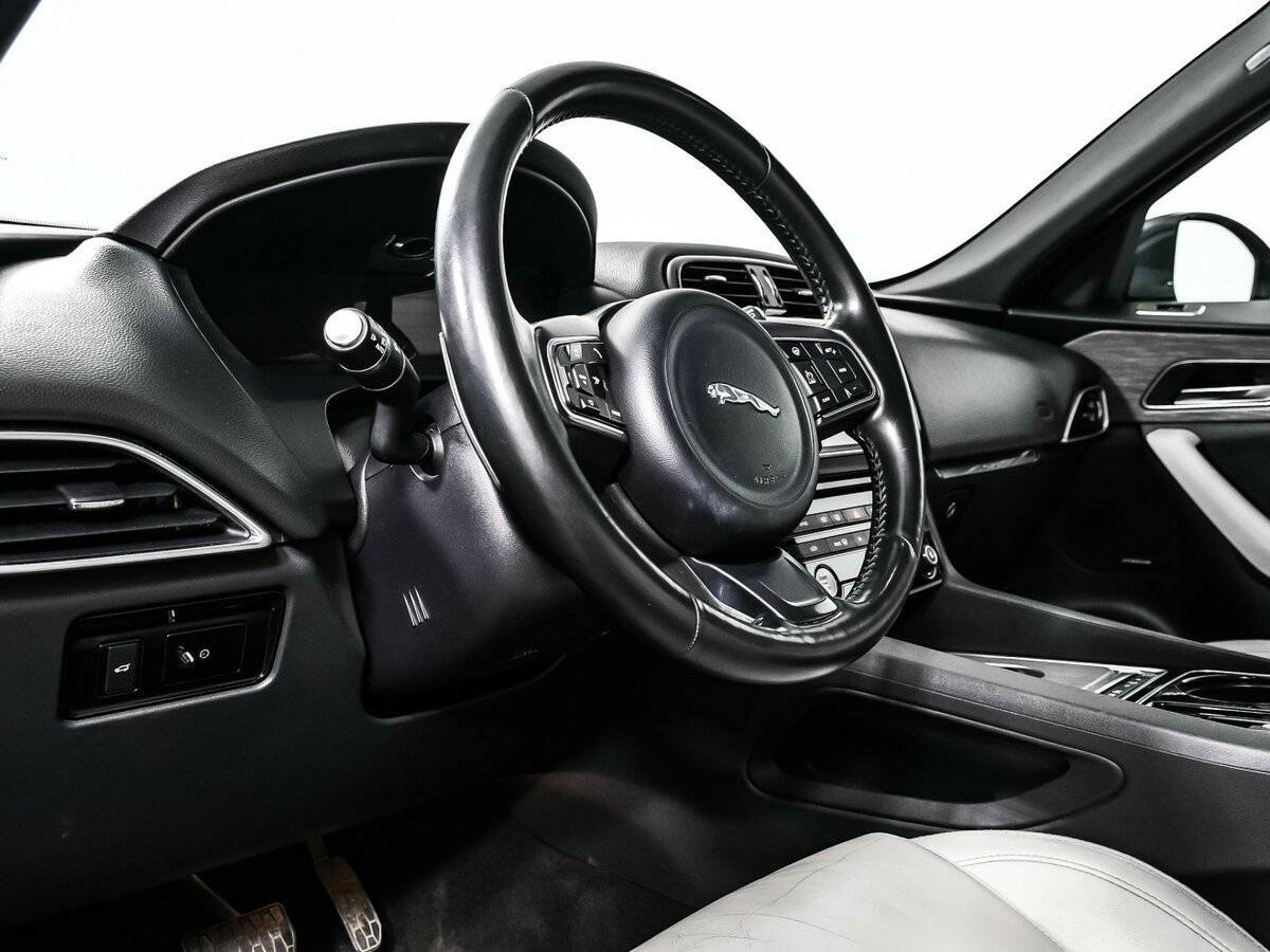 Купить Jaguar F-Pace, 2016, 71 505 км, фото №12