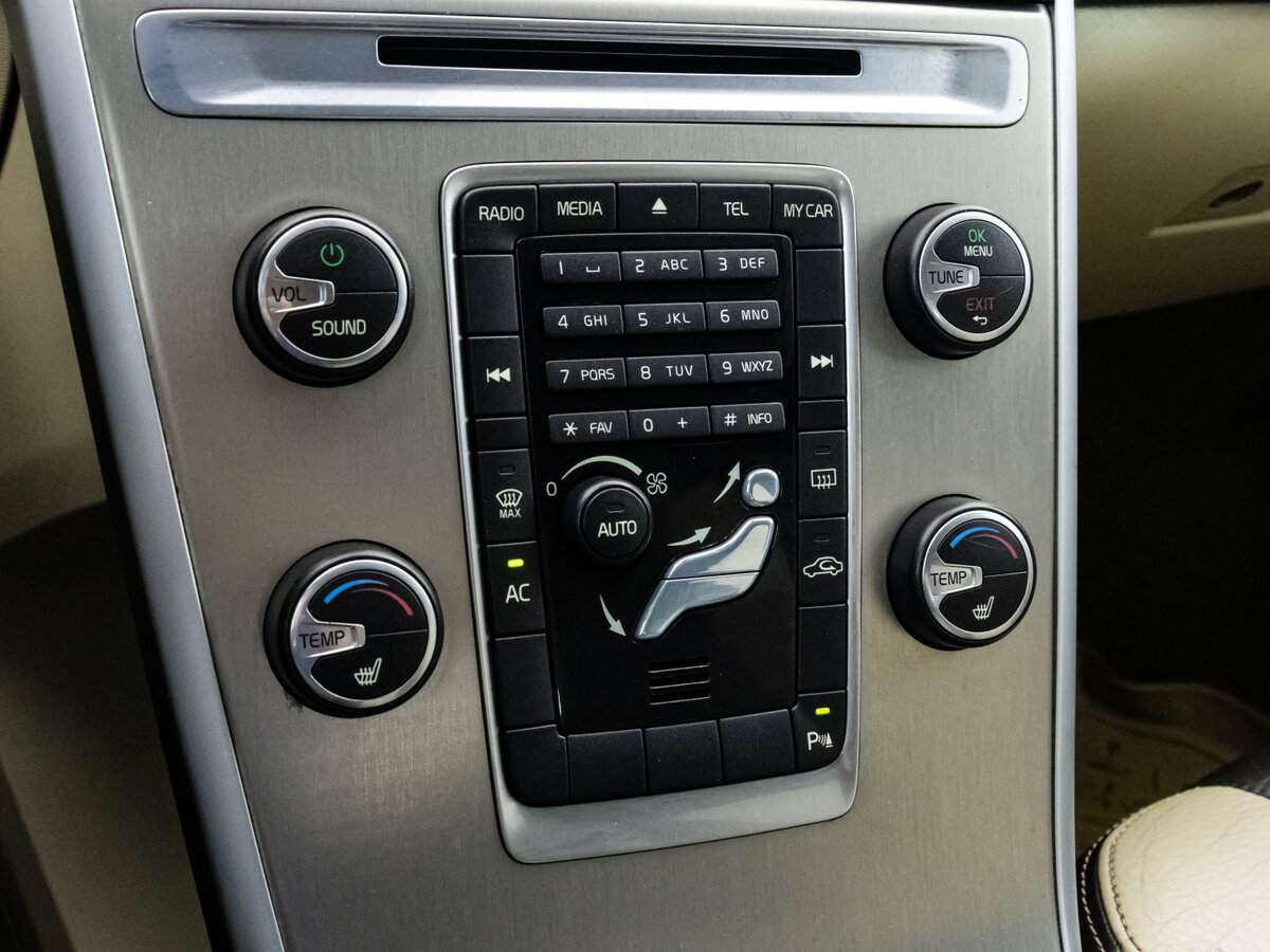 Купить Volvo XC60, 2011, 211 686 км, фото №12