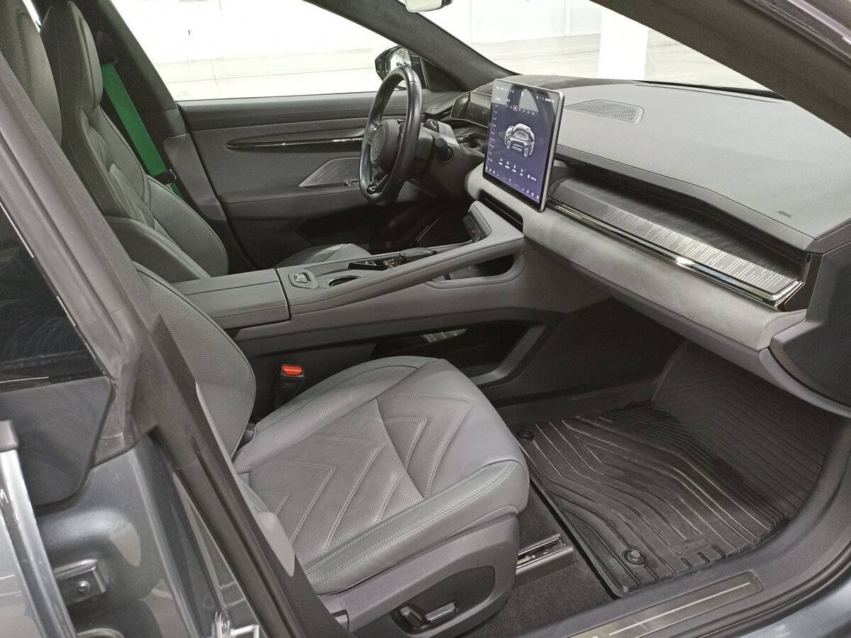 Купить Zeekr 001 100 kWh, 2023, 27 596 км, фото №11