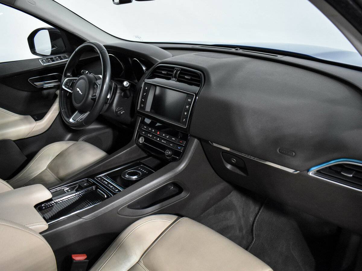 Купить Jaguar F-Pace, 2018, 133 777 км, фото №11