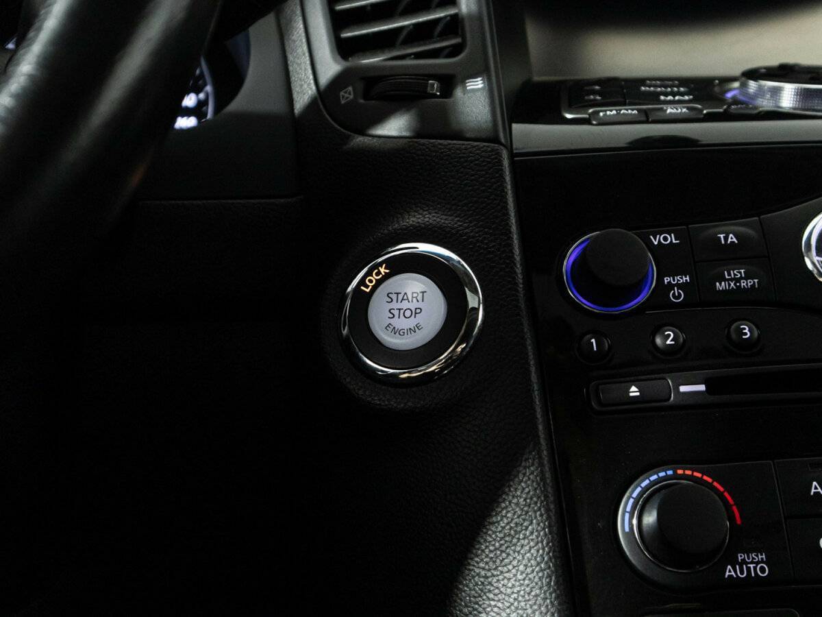 Купить Infiniti QX70, 2016, 89 100 км, фото №27