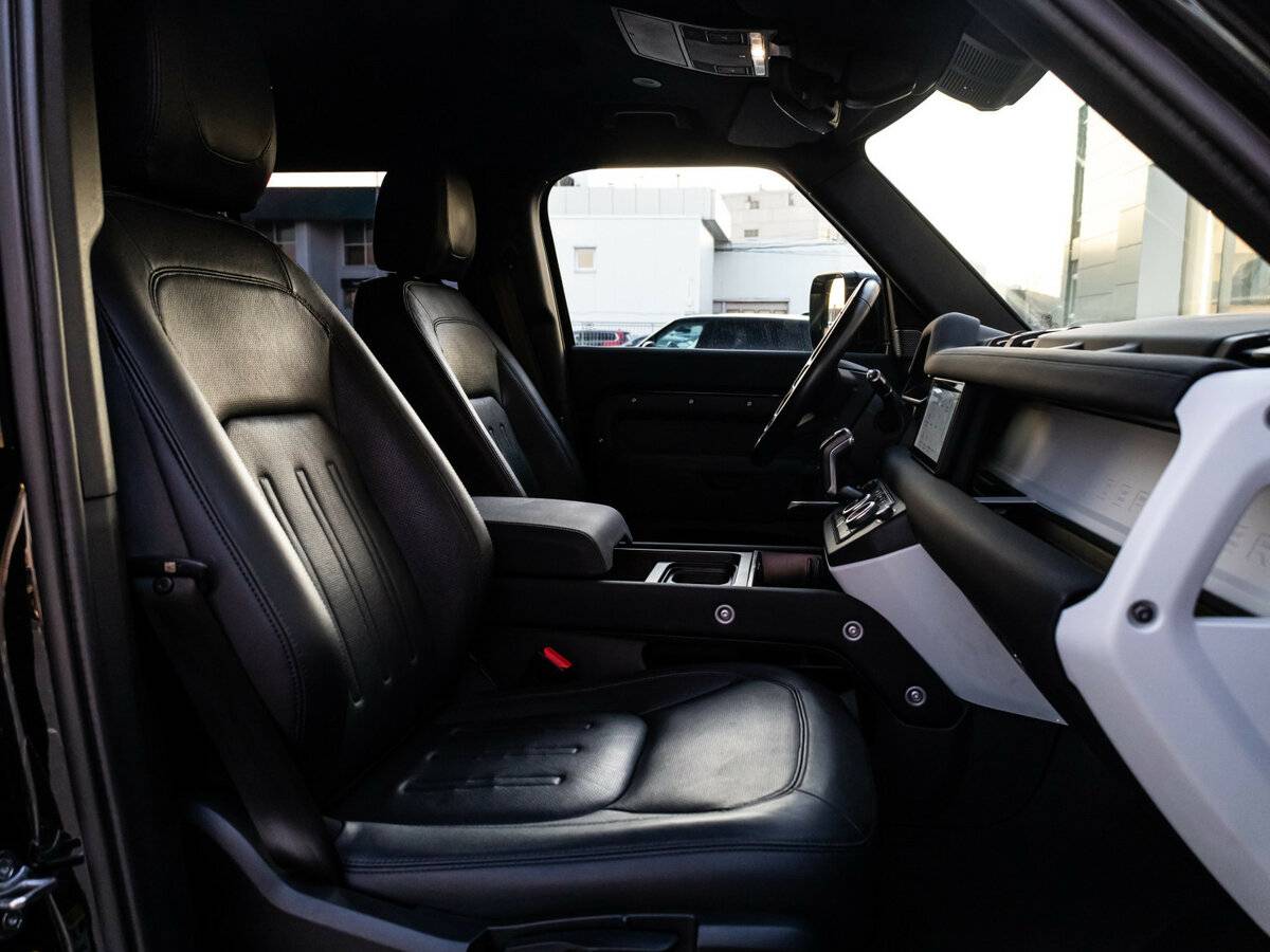 Купить Land Rover Defender 110, 2021, 60 783 км, фото №18