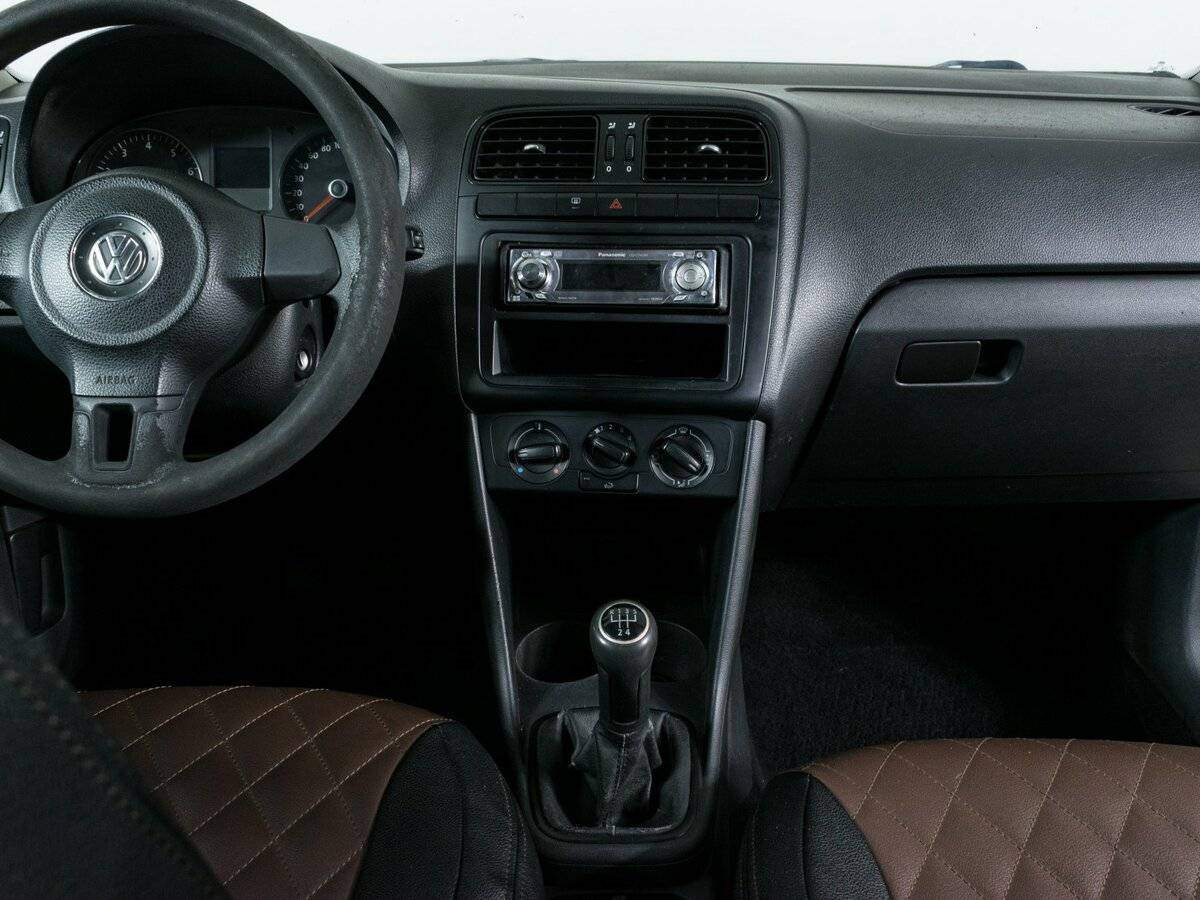 Купить Volkswagen Polo, 2011, 301 384 км, фото №9