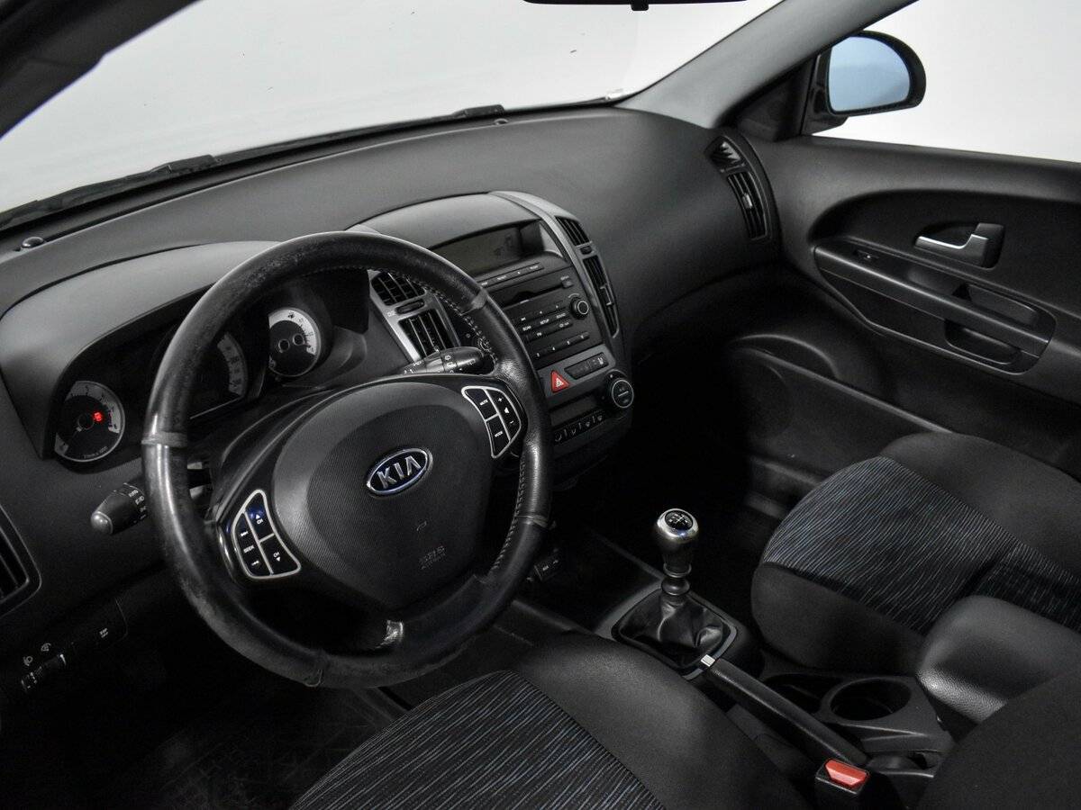 Купить Kia Ceed, 2009, 236 573 км, фото №9