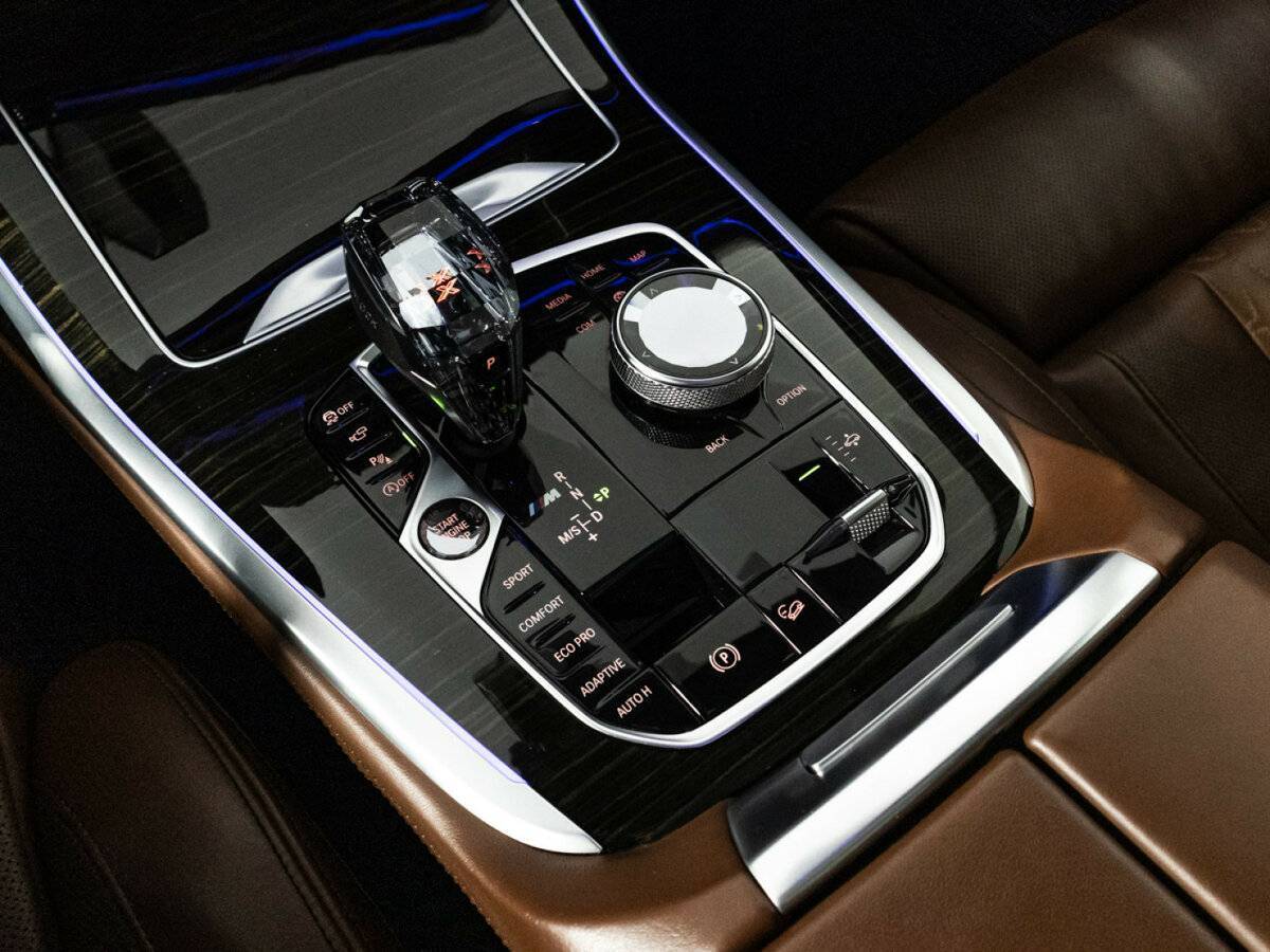 Купить BMW X7 M50d, 2019, 68 017 км, фото №24