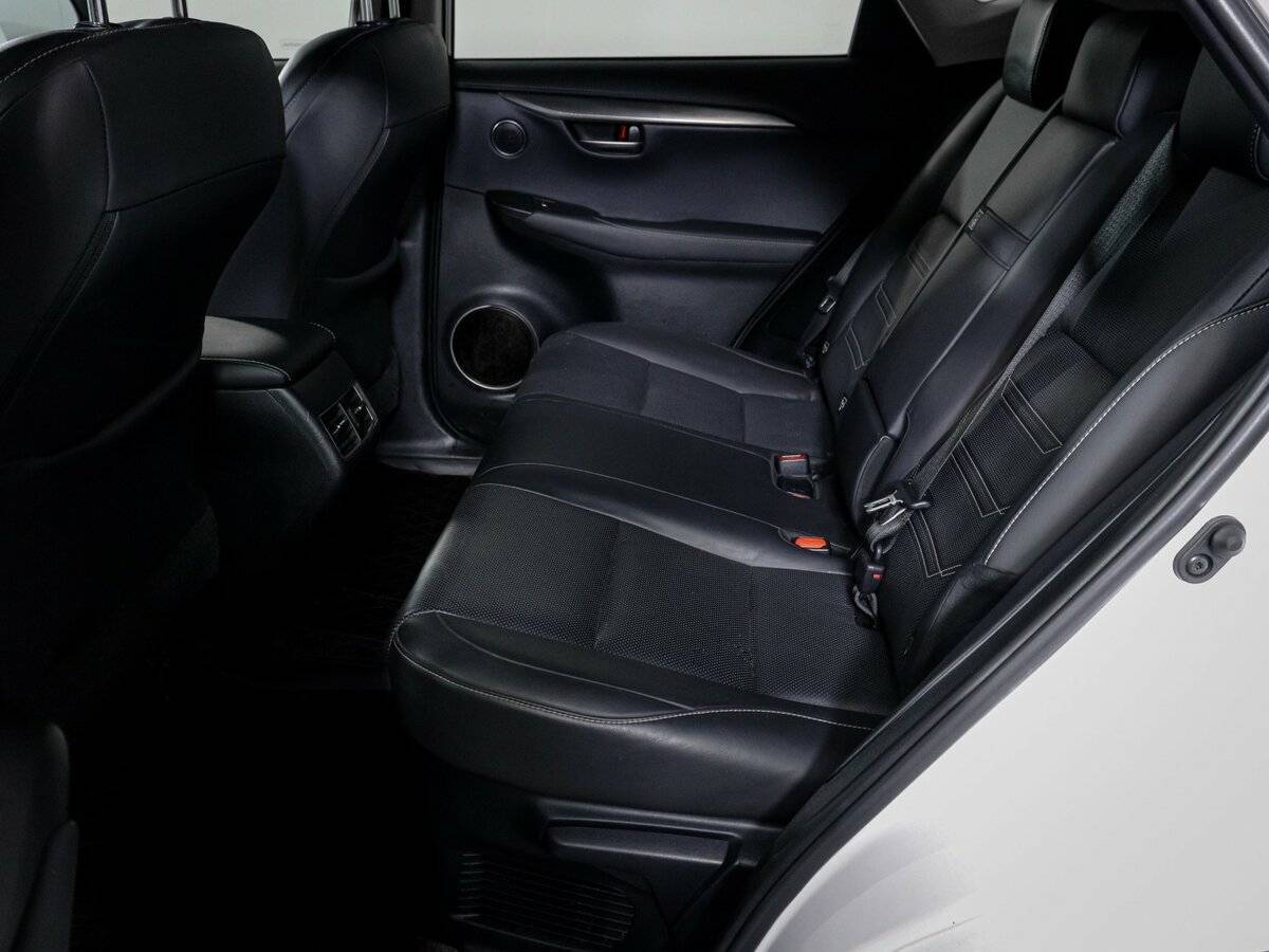 Купить Lexus NX 300, 2019, 40 560 км, фото №9