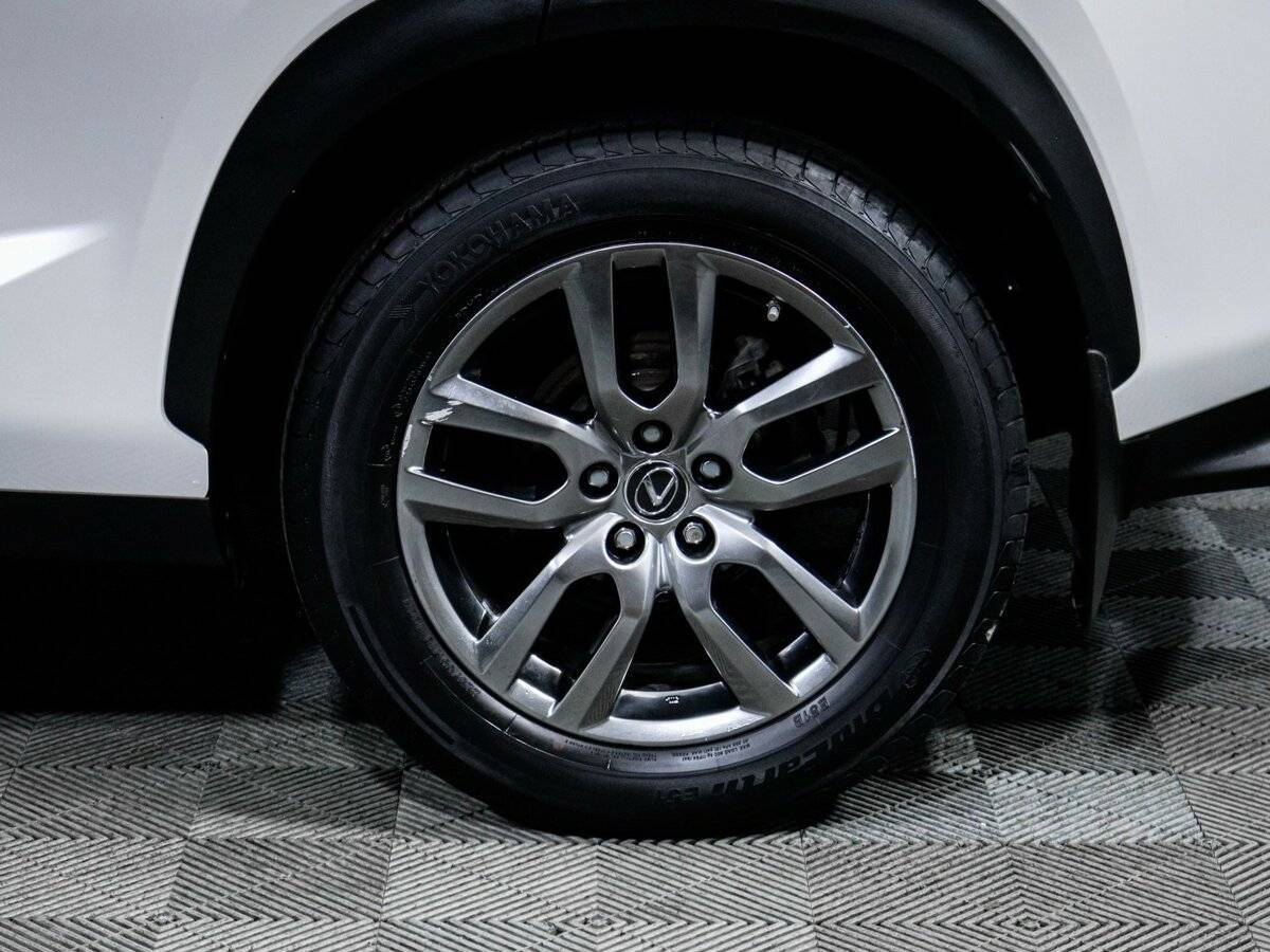 Купить Lexus NX 300, 2019, 40 560 км, фото №14