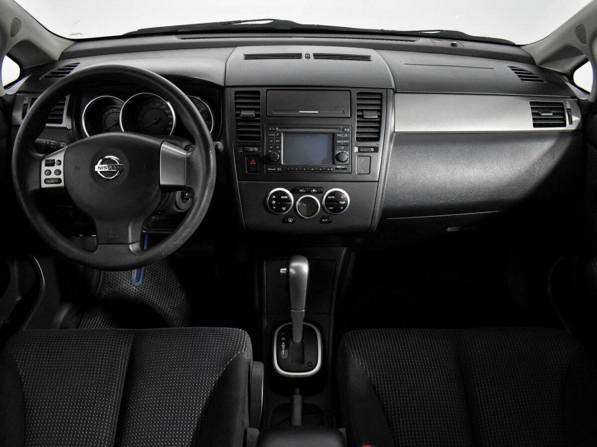 Купить Nissan Tiida, 2010, 185 275 км, фото №12