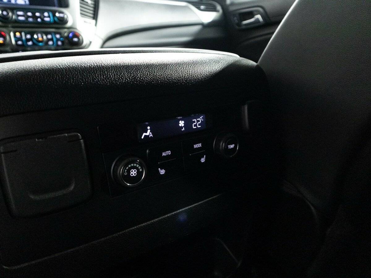 Купить Chevrolet Tahoe, 2016, 221 143 км, фото №22