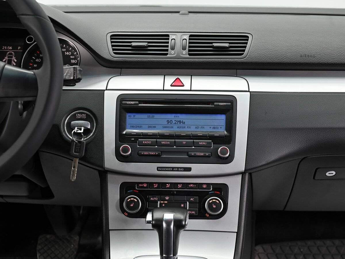 Купить Volkswagen Passat, 2010, 183 000 км, фото №10