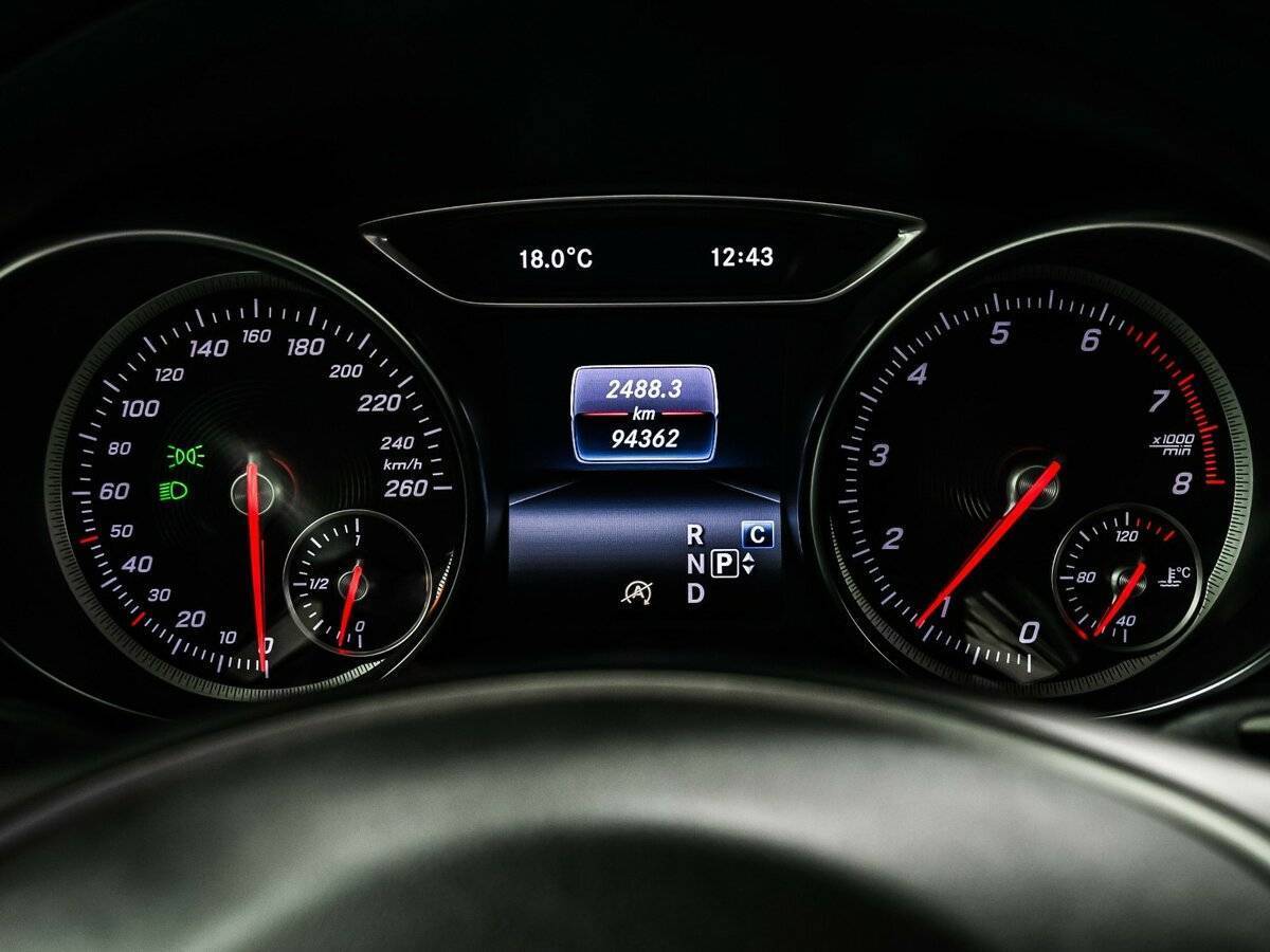 Купить Mercedes-Benz GLA 200, 2019, 94 360 км, фото №10