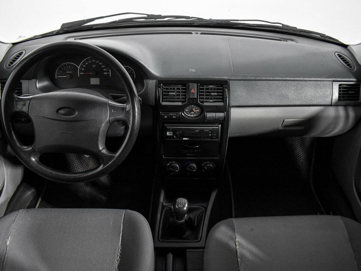 Купить Lada (ВАЗ) Priora, 2011, 218 769 км, фото №15