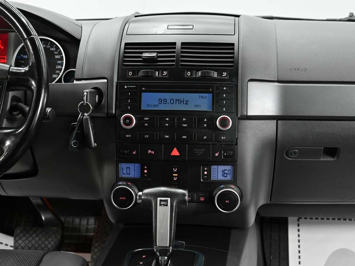 Купить Volkswagen Touareg, 2008, 187 000 км, фото №9