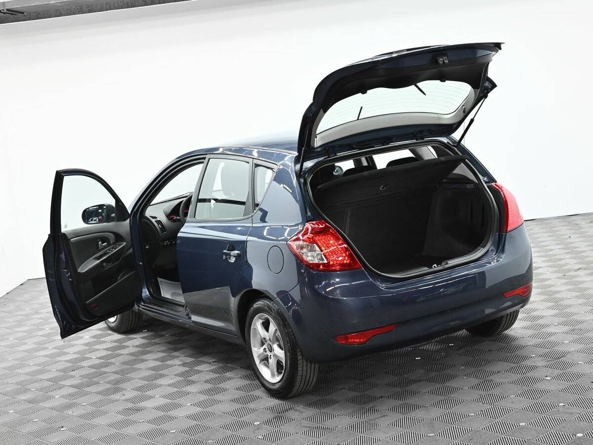 Купить Kia Ceed, 2011, 164 000 км, фото №5