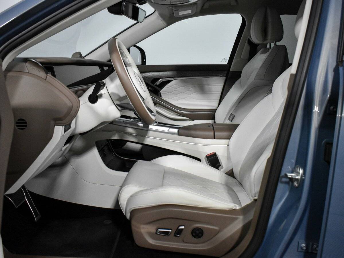 Купить Voyah Free EVR, 2023, 61 973 км, фото №12