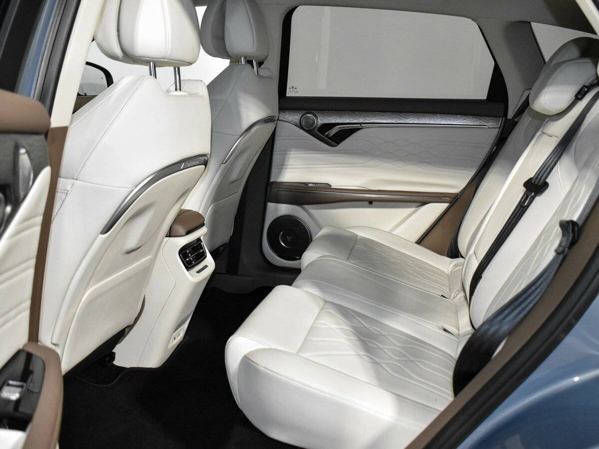 Купить Voyah Free EVR, 2023, 61 973 км, фото №14