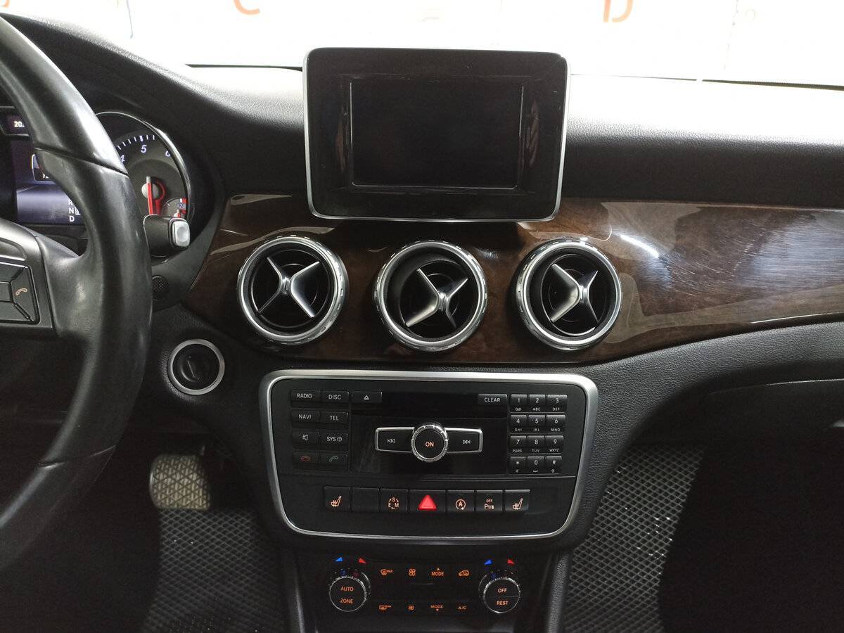 Купить Mercedes-Benz GLA 200, 2015, 128 501 км, фото №15