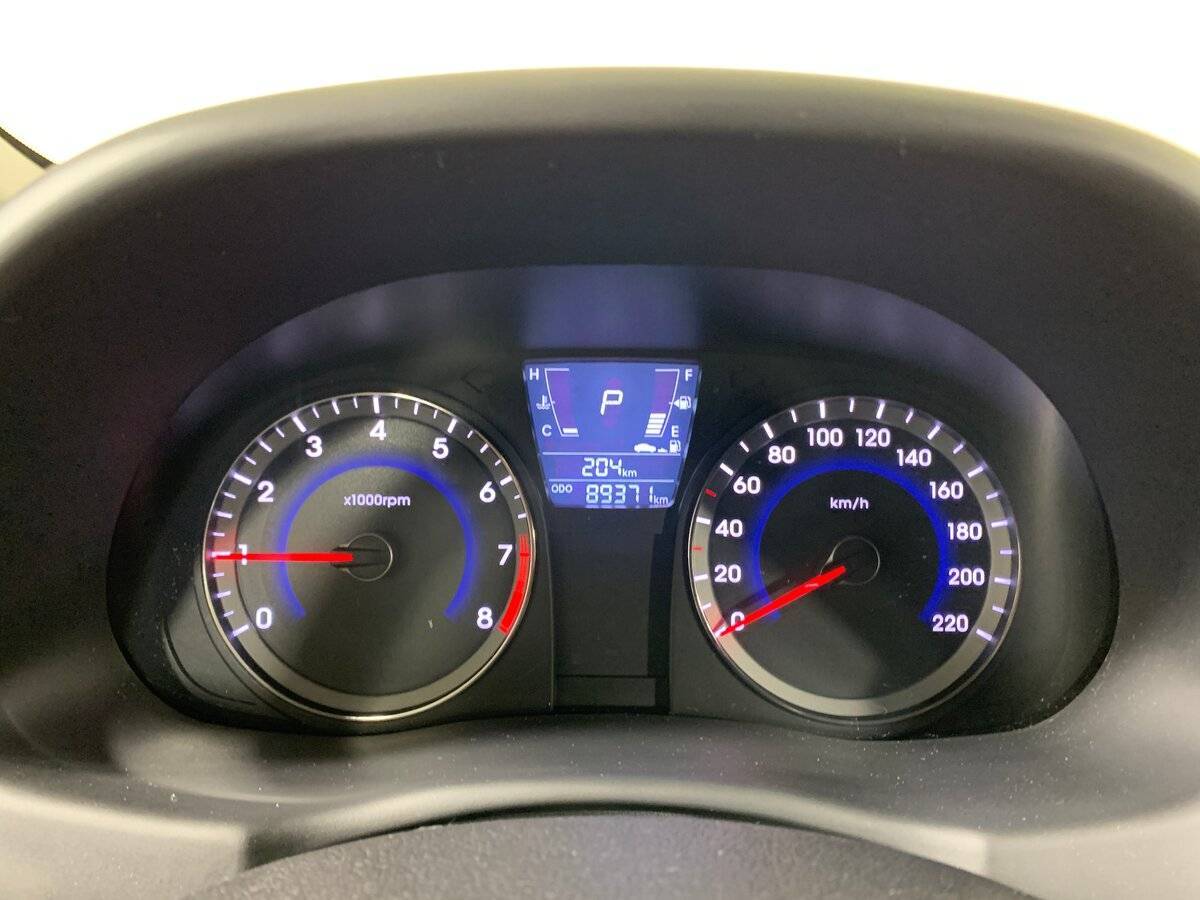 Купить Hyundai Solaris, 2012, 89 371 км, фото №14